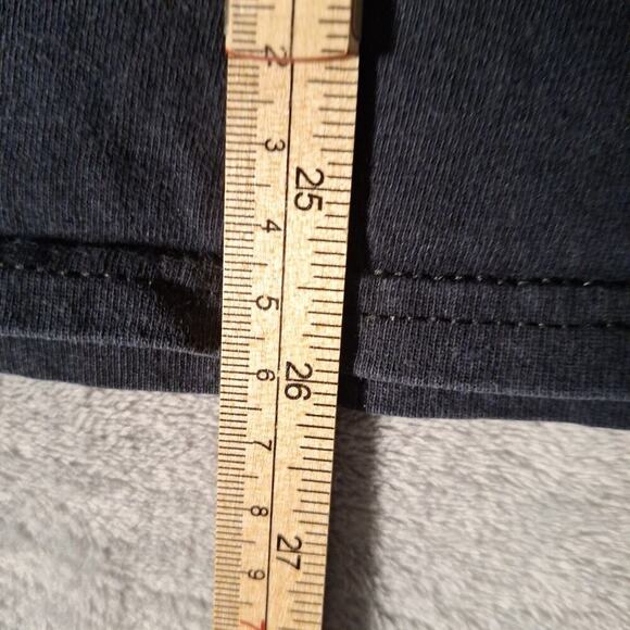 ROCK AND ROLL HALL OF FAME MUSEUM T-Shirt Size Small Vintage Short Sleeve Cotton - Picture 5 of 6